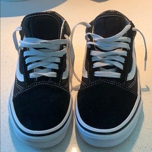 black old skool vans